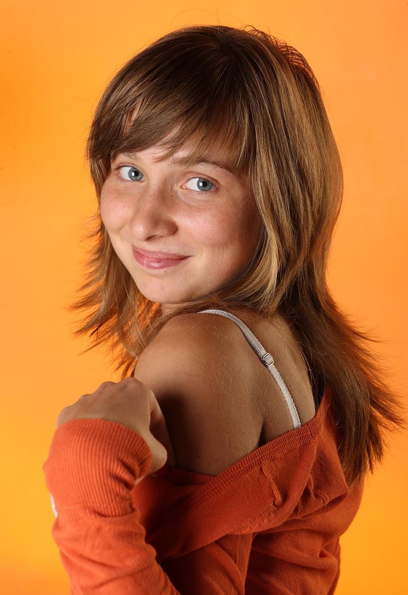 Дина, 31